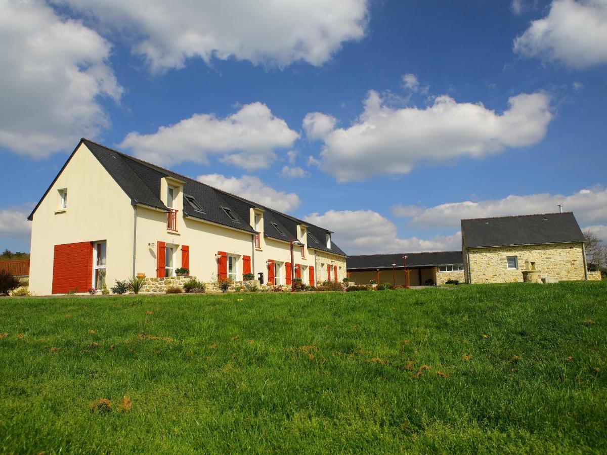Gites De La Ferme De Vur Ven Gouvieux Exterior photo
